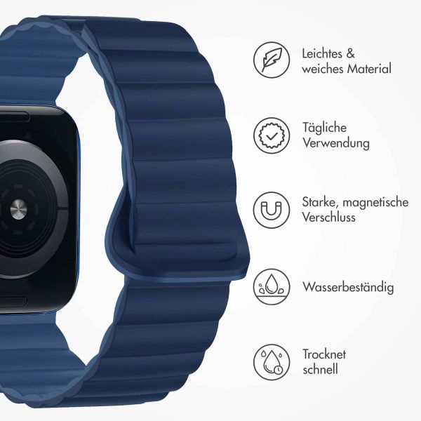 imoshion Magnetisches Silikonarmband für das  Apple Watch Series 1 t/m 9 / SE (38/40/41 mm) | Series 10 / 11 (42 mm) - Dunkelblau