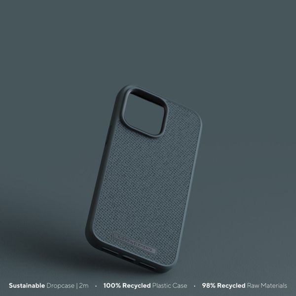 Njorð Collections Fabric Case für das Apple iPhone 14 Pro Max - Dark Grey
