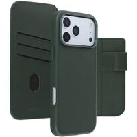 Accezz 2-in-1 Klapphülle aus Leder mit MagSafe Apple iPhone 18 Pro Max / 17 Pro Max - Cedar Green