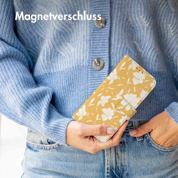 imoshion ﻿Design Klapphülle für das iPhone Xr - Yellow Flowers