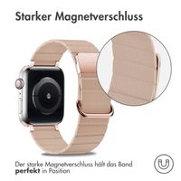 imoshion Magnetlederarmband für Apple Watch Series 1 t/m 9 / SE (38/40/41 mm) | Series 10 / 11 (42 mm) - Beige