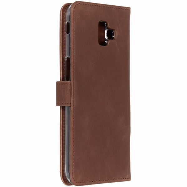 Selencia Echtleder Klapphülle für das Samsung Galaxy J6 Plus