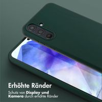 Selencia SilikonHülle mit abnehmbarem Band Samsung Galaxy A55 - Dunkelgrün