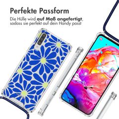 imoshion Design Hülle mit Band Samsung Galaxy A70 - Cobalt Blue Flowers Connect