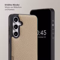 Selencia Nova HandyHülle mit Kordel und Kartenhalter Samsung Galaxy S24 FE - Beige