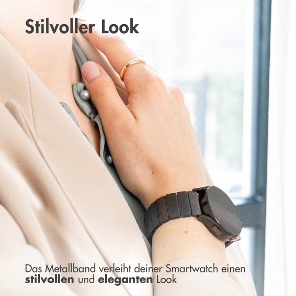 Selencia Edelstahl Magnetarmband für das Apple Watch Series 1 bis 9 / SE (38/40/41 mm) | Series 10 / 11 (42 mm) - Schwarz