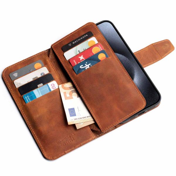 Wachikopa Multi Wallet Bookcase für das iPhone 15 Pro - Camel