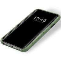 Selencia Gaia Backcover in Schlangenoptik für das iPhone 11 - Grün