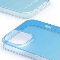 iDeal of Sweden Clear Case für das iPhone 15 - Light Blue