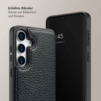 Selencia Nova Back Cover mit Kordel und Kartenhalter für das Samsung Galaxy S25  - Schwarz