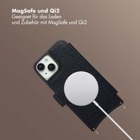 Selencia Riva Bookcase mit MagSafe und Handgelenkband Apple iPhone 15 - Schwarz