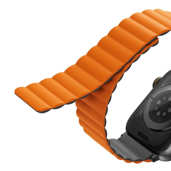 Uniq Revix doppelseitiges Armband für das  Apple Watch Series 1 t/m 11 / SE / Ultra (44/45/46/49 mm) - Charcoal (Grey/Orange)