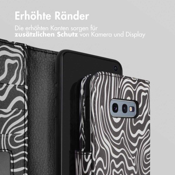imoshion Design Klapphülle Samsung Galaxy S10e - Black And White