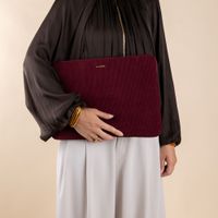 Selencia Cord Laptop Hülle 13-14 Zoll - Laptop Sleeve - Deep Burgundy
