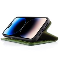 Wachikopa Magic Klapphülle 2-in-1 für das iPhone 14 Pro - Forest Green