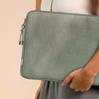 Selencia Cord Laptop Hülle 15-16 Zoll - Laptop Sleeve - Pistache Cream