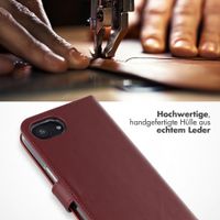 Selencia Echtleder Klapphülle Apple iPhone 17e / 16e - Burgundy