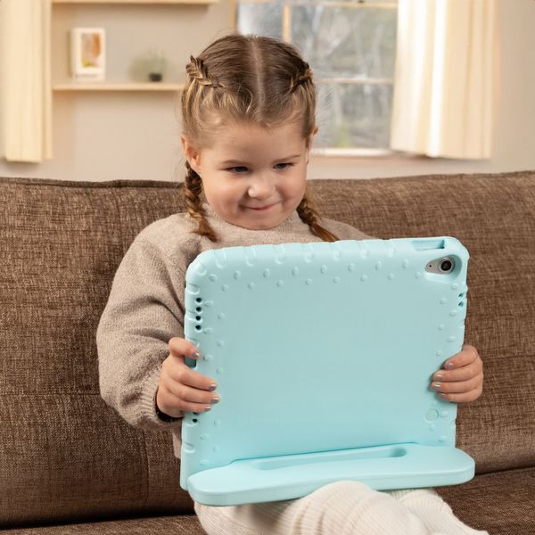 imoshion Schutzhülle mit Handgriff kindersicher Samsung Galaxy Tab A11 Plus / A9 Plus - Soft Blue