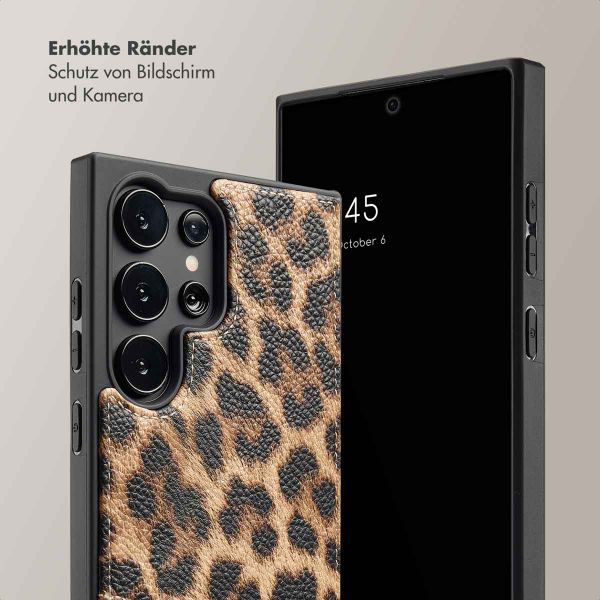 Selencia Nova Back Cover mit Kordel und Kartenhalter für das Samsung Galaxy S24 Ultra - Leopard