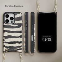 Selencia Nova HandyHülle mit Kordel und Kartenhalter Apple iPhone 16 Pro - Zazzy Zebra
