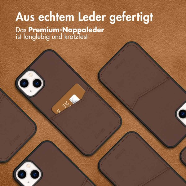 Accezz Premium Leather Card Slot Back Cover für das iPhone 14 Plus - Braun