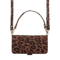 Selencia Sabi Klapphülle mit Leopardenmuster Samsung Galaxy A36 / A56 - Mocha Brown