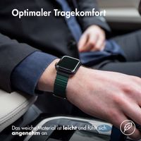 imoshion Magnetlederarmband für Apple Watch Series 1 t/m 9 / SE (38/40/41 mm) | Series 10 / 11 (42 mm) - Grün