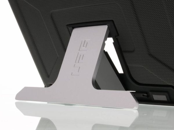 UAG Armor Gear Backcover Microsoft Surface Pro 7 / 6 / 4 - Schwarz