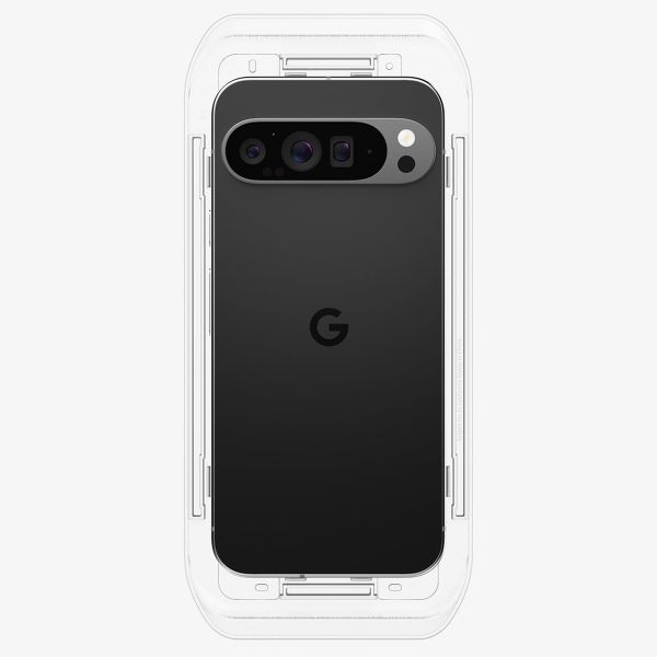 Spigen GLAStR Fit Displayschutzfolie + Applicator für das Google Pixel 9 Pro XL