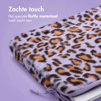 imoshion Fluffy Laptop Hülle 15-16 Zoll - Laptop Sleeve - Leopard Lilac