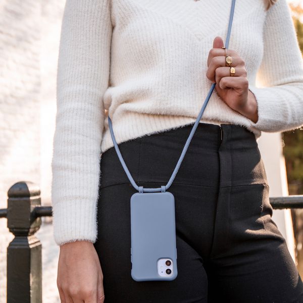 imoshion Color Backcover mit abnehmbarem Handykette und MagSafe Apple iPhone 15 Pro Max - Ash Blue