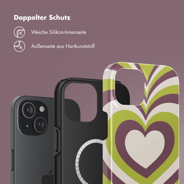 Selencia Vivid Tough Back Cover MagSafe für das iPhone 15 - Double Hearts Plum Fern