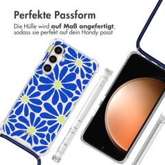 imoshion Design Hülle mit Band Samsung Galaxy S23 FE - Cobalt Blue Flowers Connect
