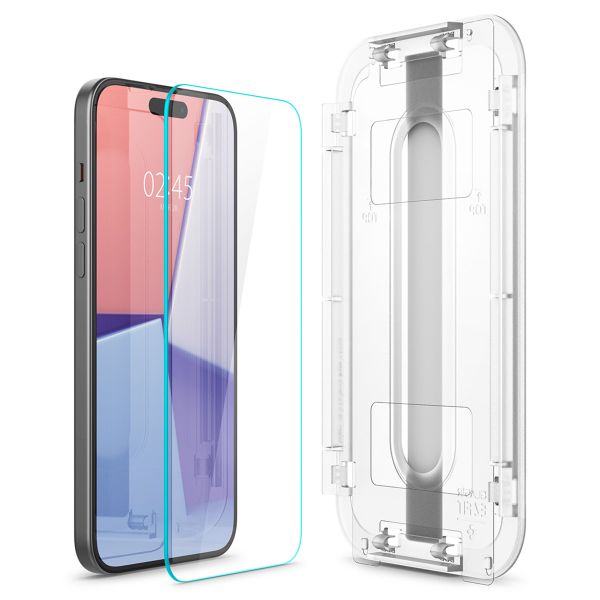 Spigen GLAStR Fit Displayschutzfolie + Applicator für das iPhone 16 Plus / 15 Plus