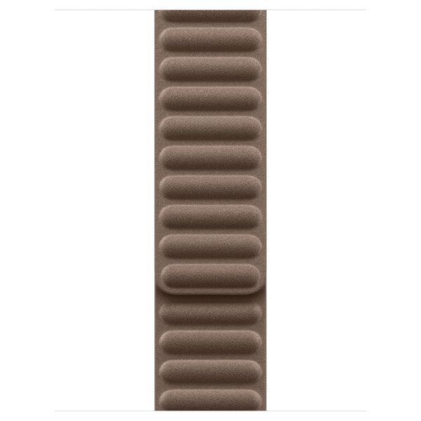 Apple Armband mit Magnetverschluss FineWoven für die Apple Watch Series 1-9 / SE - 38/40/41 mm / Series 10 - 42 mm - Größe S/M - Taupe