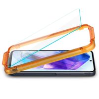 Spigen GLAStR Fit Displayschutzfolie 2er-Pack + Applicator Samsung Galaxy A35