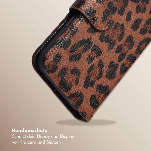 Selencia Sabi Klapphülle mit Leopardenmuster Apple iPhone 14 / 13 - Mocha Brown