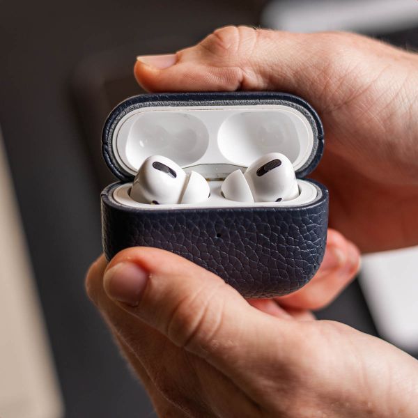 Accezz Echtleder Case  Apple Airpods Pro 3 - Dunkelblau