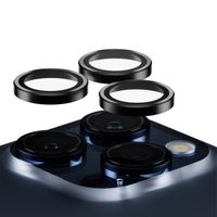 PanzerGlass Kameraprotektor Hoop Optic Rings für das Apple iPhone 15 Pro / 15 Pro Max