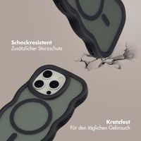 Selencia Wavy Backcover mit MagSafe Apple iPhone 15 Pro - Schwarz