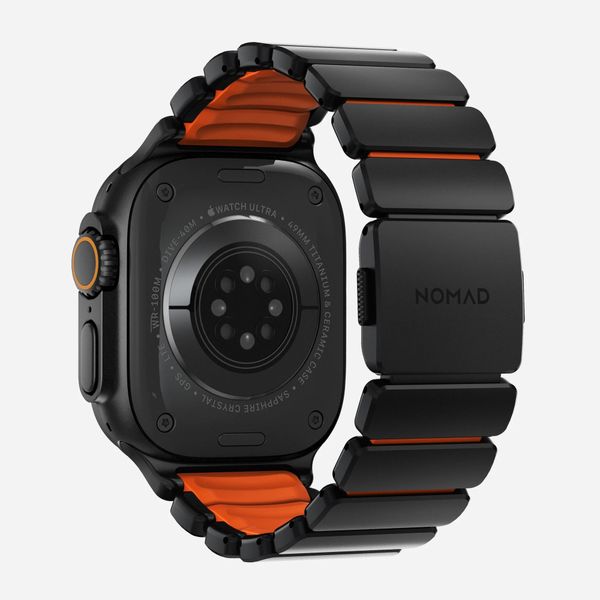 Nomad Stratos Armband für Apple Watch Series 1 - 11 / SE / Ultra (44/45/46/49 mm) - Ultra Orange / Black Titanium