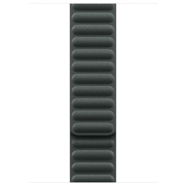 Apple Armband mit Magnetverschluss FineWoven für das  Apple Watch Series 1 t/m 11 / SE / Ultra (44/45/46/49 mm) - Größe M/L - Evergreen