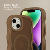 Selencia Wavy Backcover mit MagSafe Apple iPhone 14 / 13 - Mocha Brown