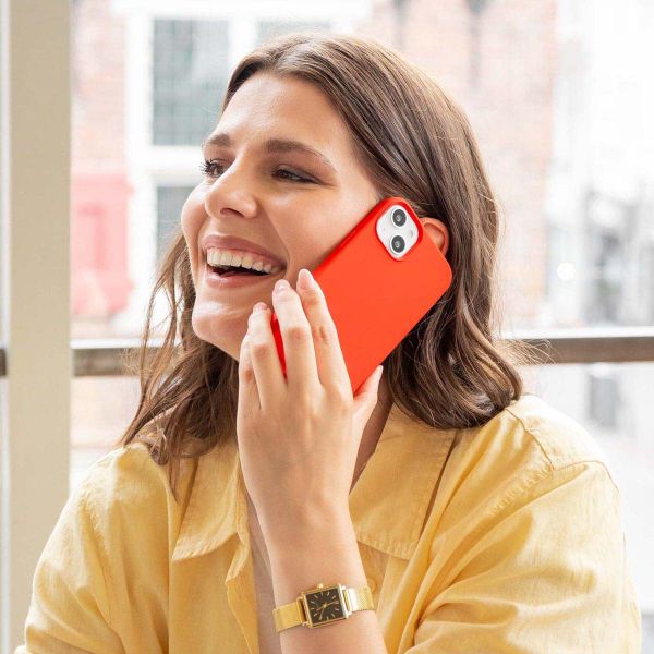 Accezz Liquid Silikoncase für das Samsung Galaxy A53 - Rot