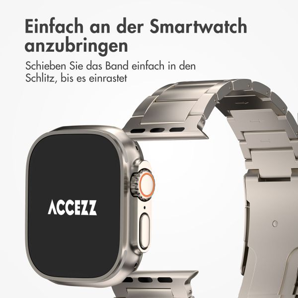 Accezz Mattes Titanstahlarmband für die Apple Watch Series 1 bis 10 / SE / Ultra (2) (44/45/46/49 mm) - Titan