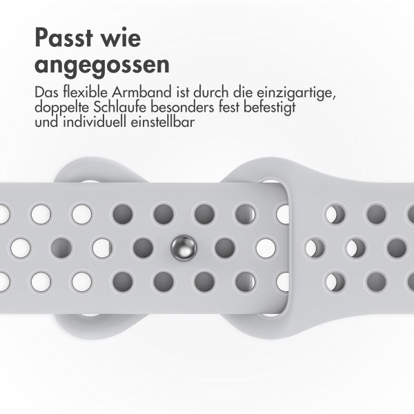 imoshion Sportarmband⁺ für das Apple Watch Series 1 bis 9 / SE (38/40/41 mm) | Series 10 / 11 (42 mm) - Größe S/M - Pure Platinum & White