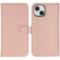 Selencia Echtleder Klapphülle für das iPhone 15 Plus - Dusty Pink