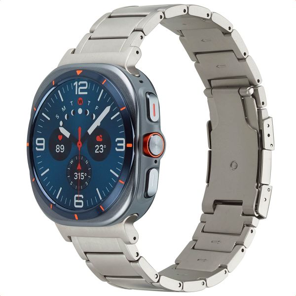 Accezz Mattes Titanstahlarmband für das Samsung Galaxy Watch Ultra (2024/2025) - Silber