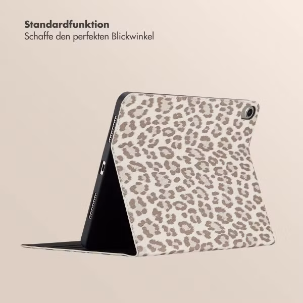 Selencia Sabi Klapphülle mit Leopardenmuster Apple iPad Air 11 Zoll (2025) M3 / (2024) M2 / Air 5 (2022) / Air 4 (2020) - Soft Ivory