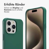 imoshion Color Backcover mit abnehmbarem Handykette und MagSafe Apple iPhone 15 Pro - Dunkelgrün
